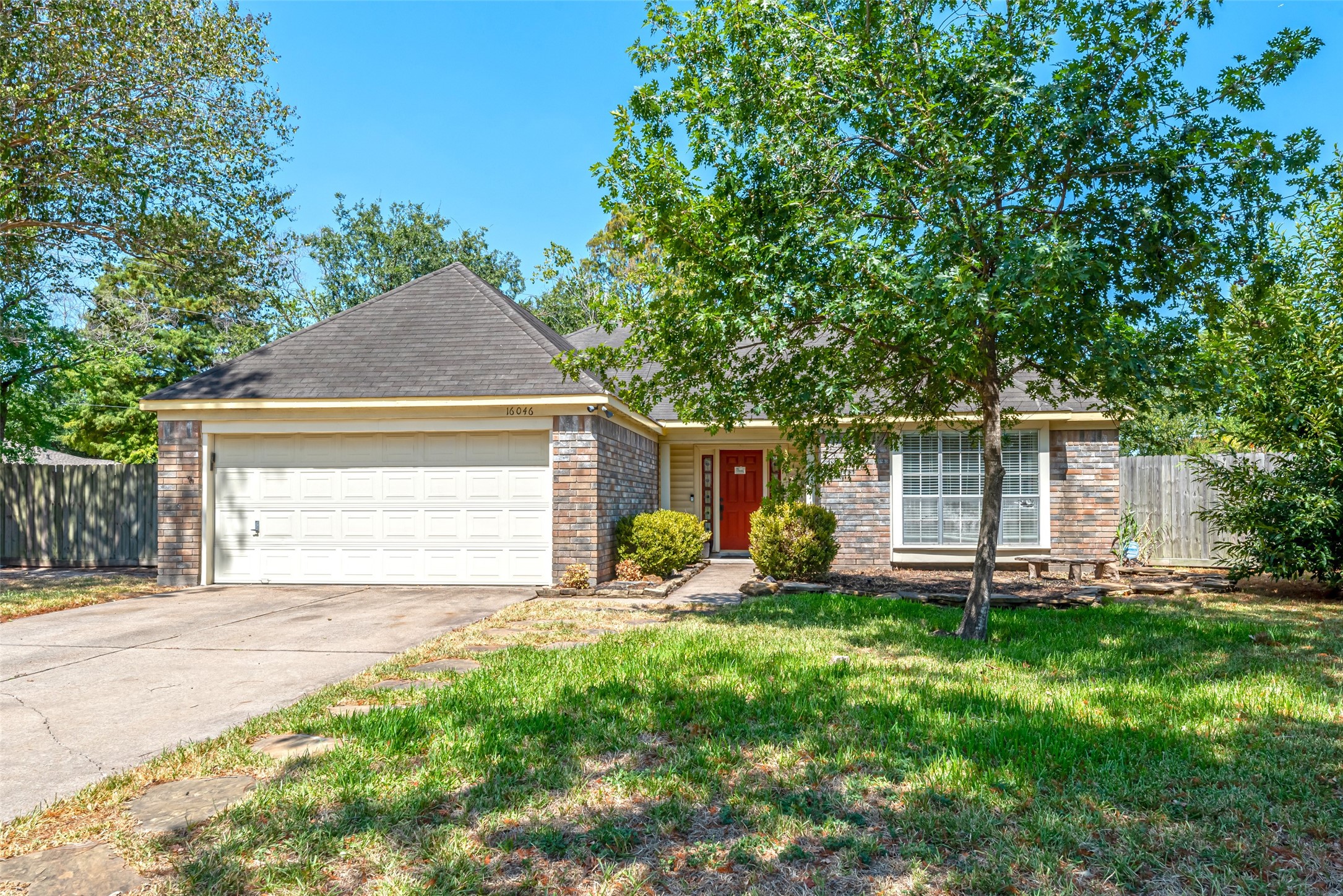 16046 Glenbrook Knoll Lane Houston TX 77095