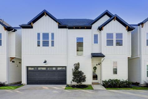 8923 Knoll Villas Street Houston TX 77080