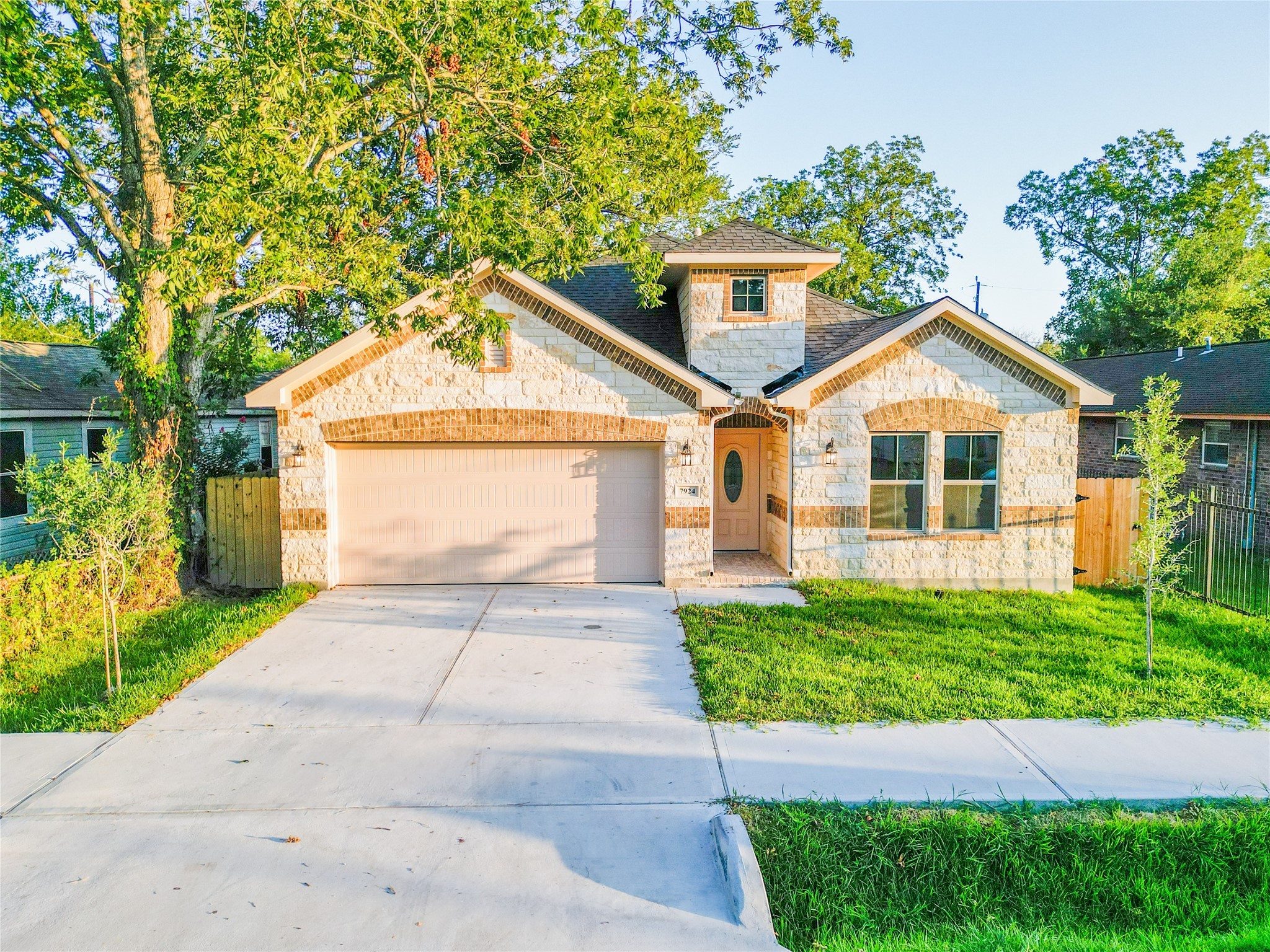 7924 Birmingham Street Houston TX 77028