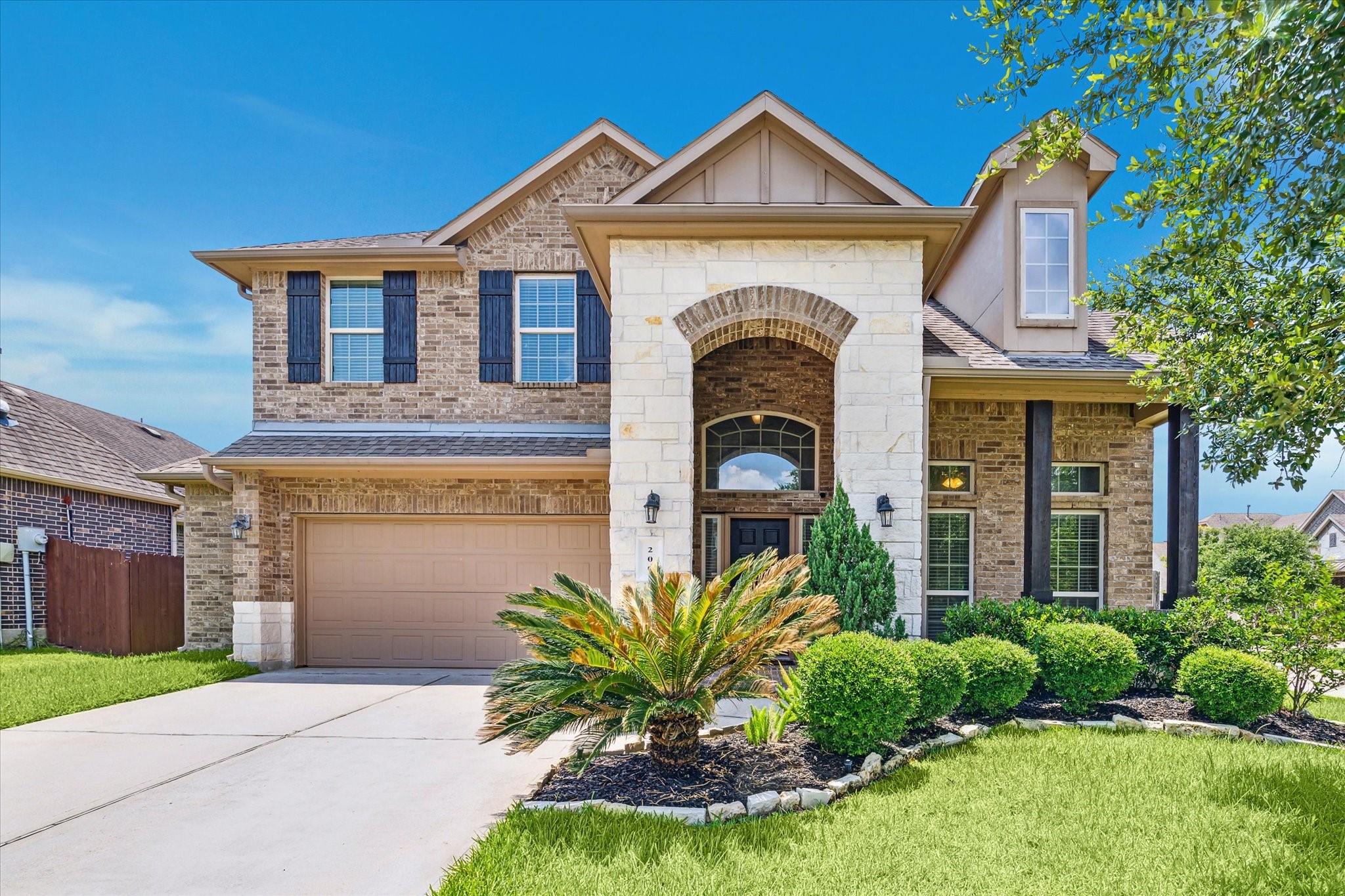200 Fallow Buck Court Conroe TX 77384