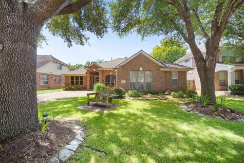 2015 Spreading Bough Lane Richmond TX 77406