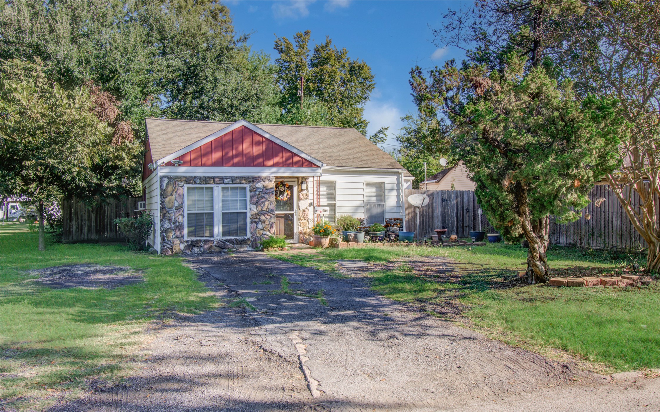 10701 Pillot Street Houston TX 77029