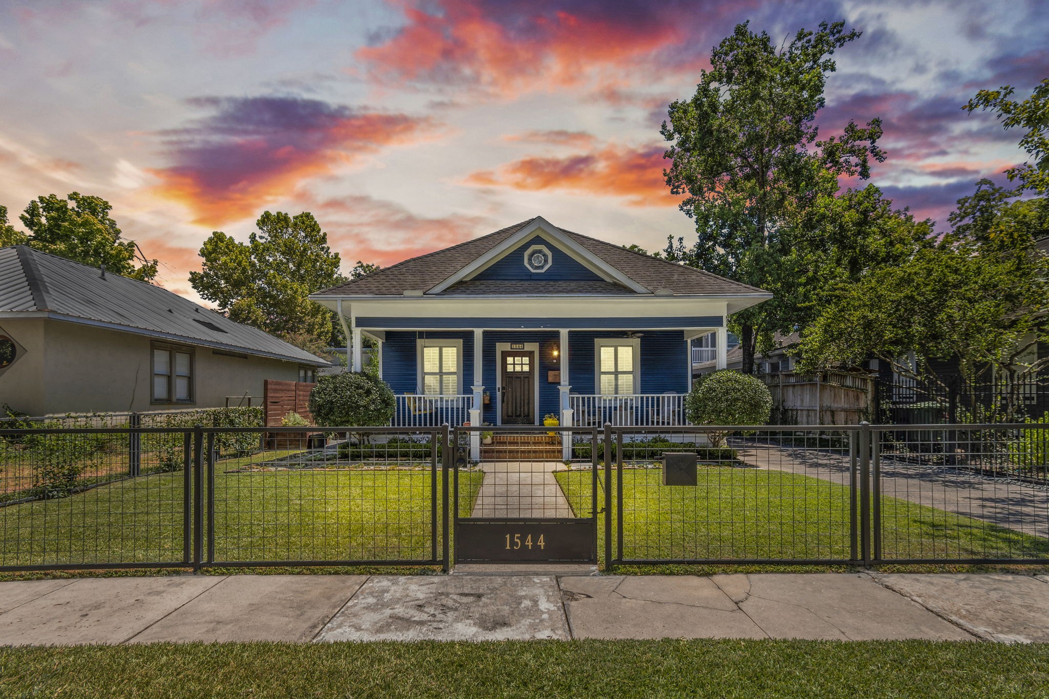 1544 Cortlandt Street Houston TX 77008