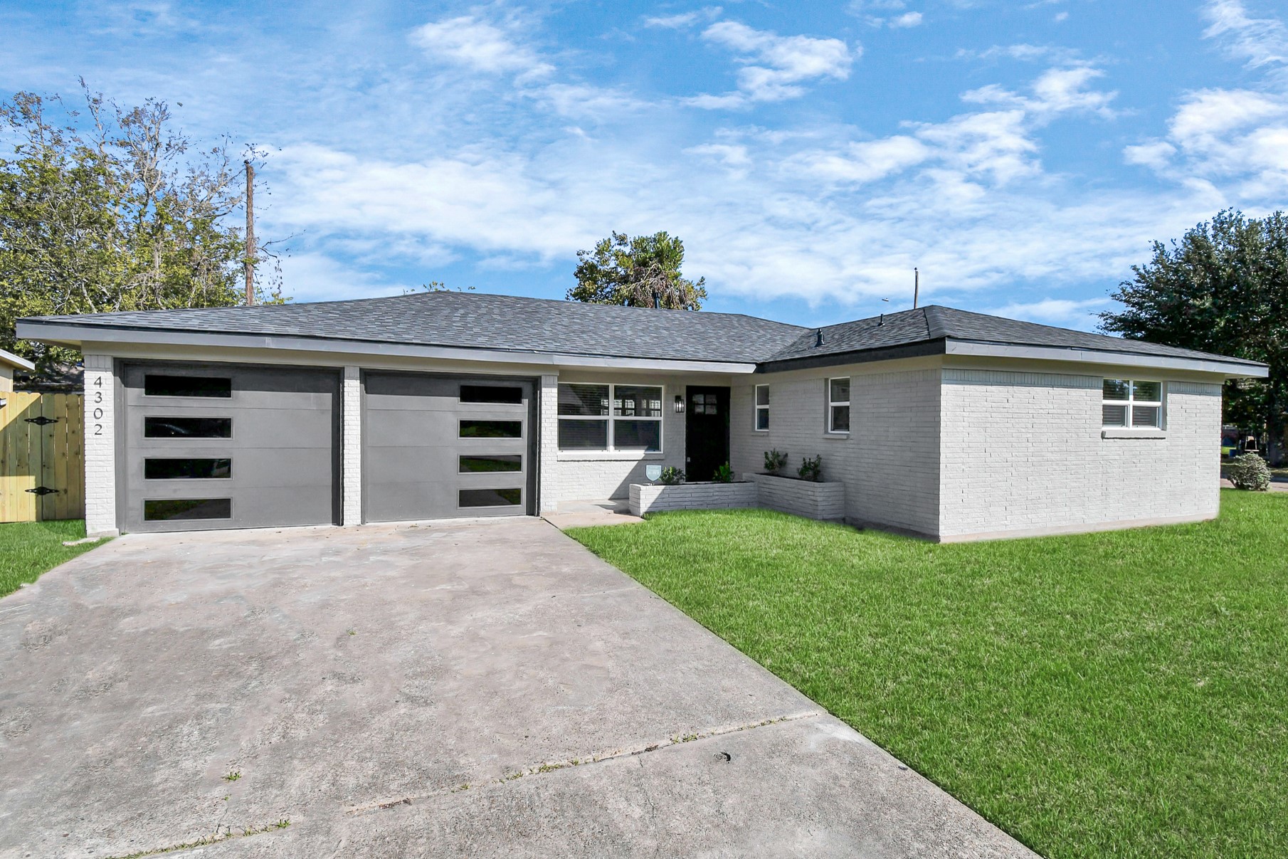 4302 Trail Lake Drive Houston TX 77045