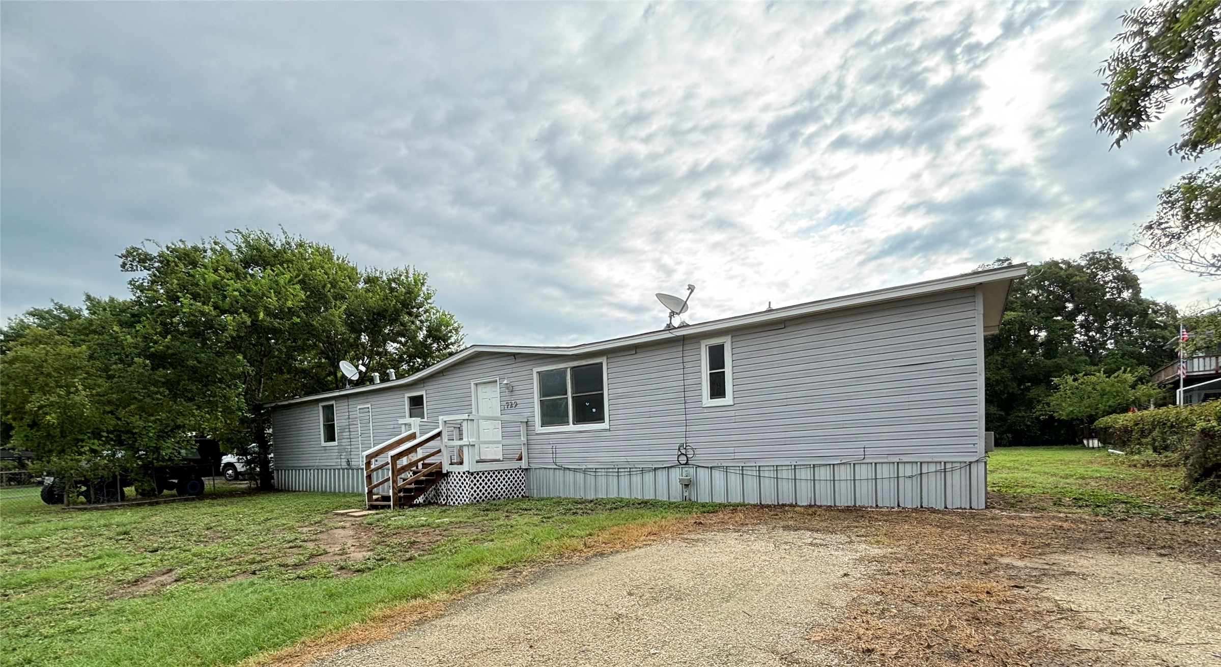729 Ridgecliff Drive New Braunfels TX 78130