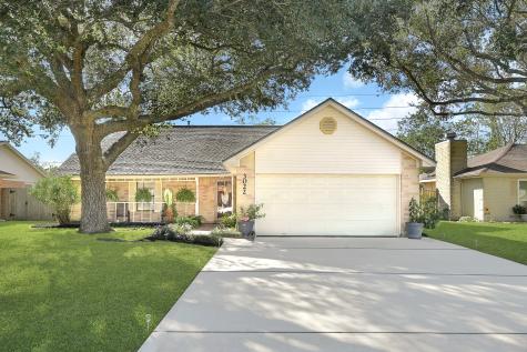 3022 S Peach Hollow Circle Pearland TX 77584