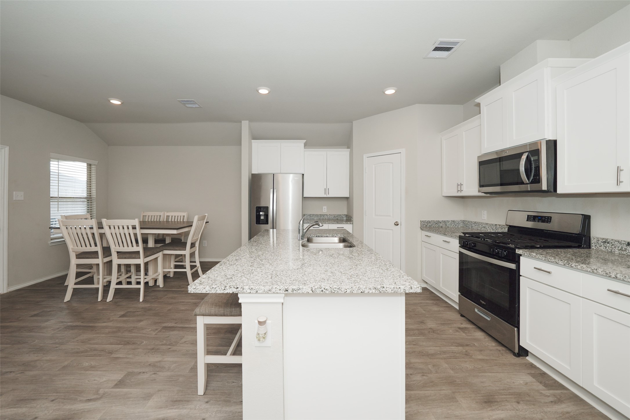 2407 Divot Lane Navasota TX 77868