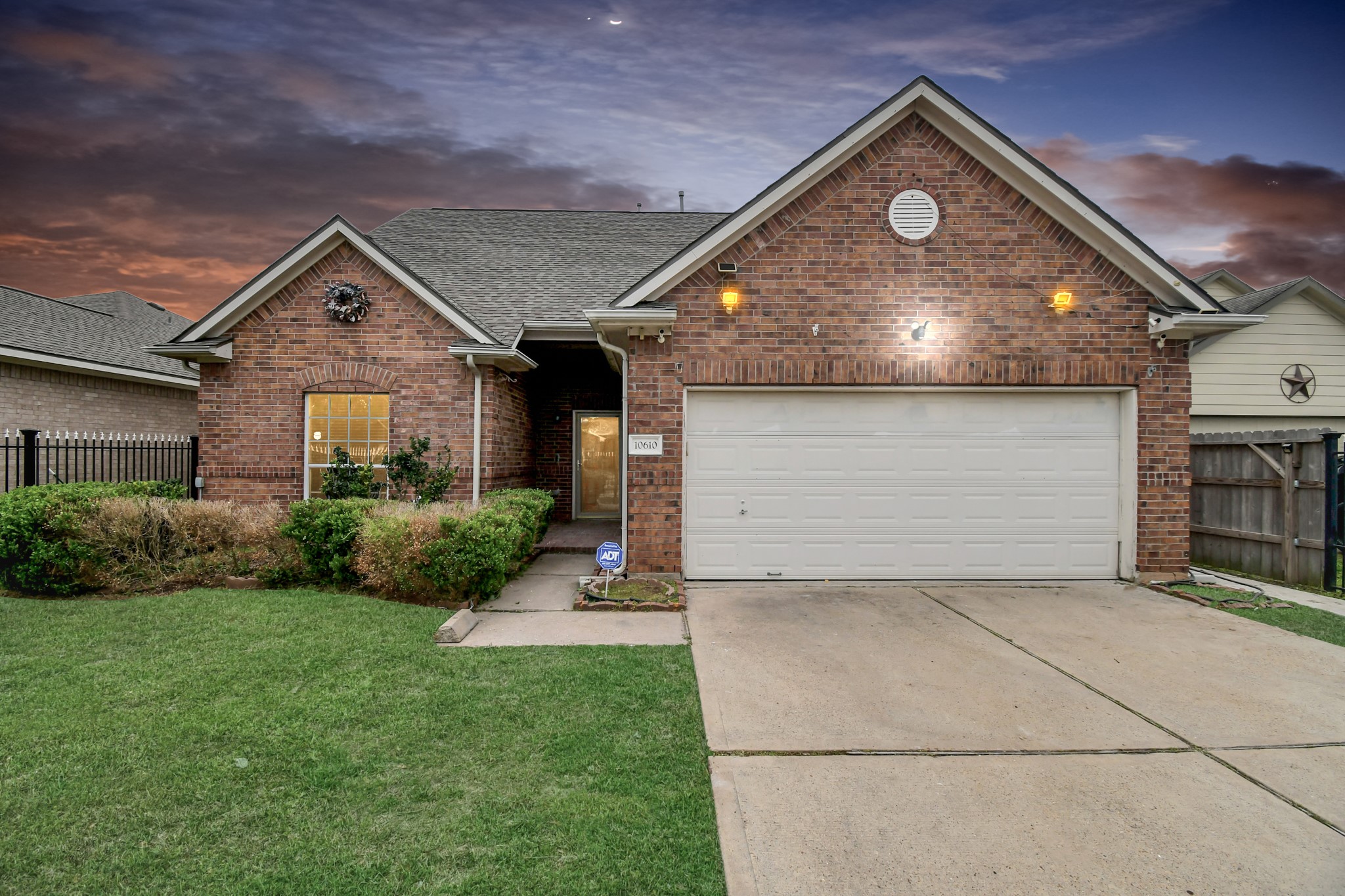 10610 Lauren Veronica Drive Houston TX 77034