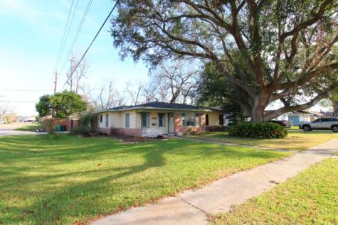 1300 Jefferson Street Baytown TX 77520