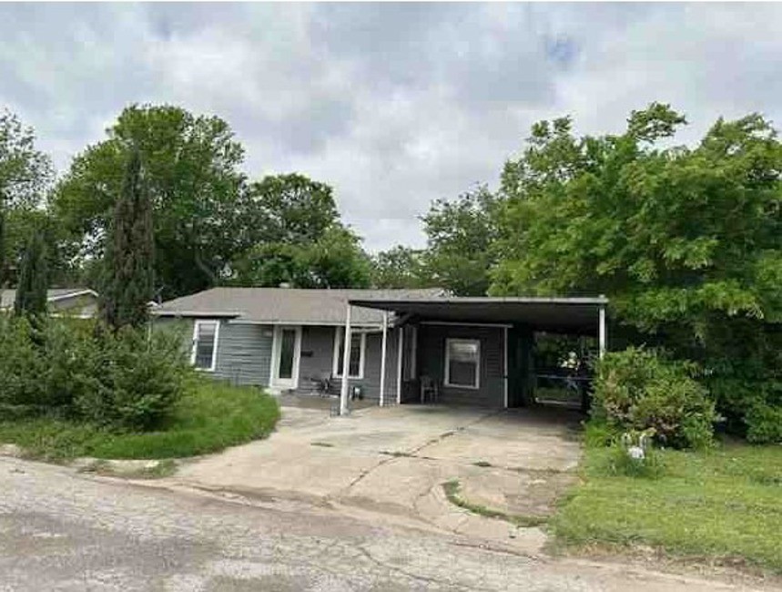3113 Melbourn Street Haltom City TX 76117