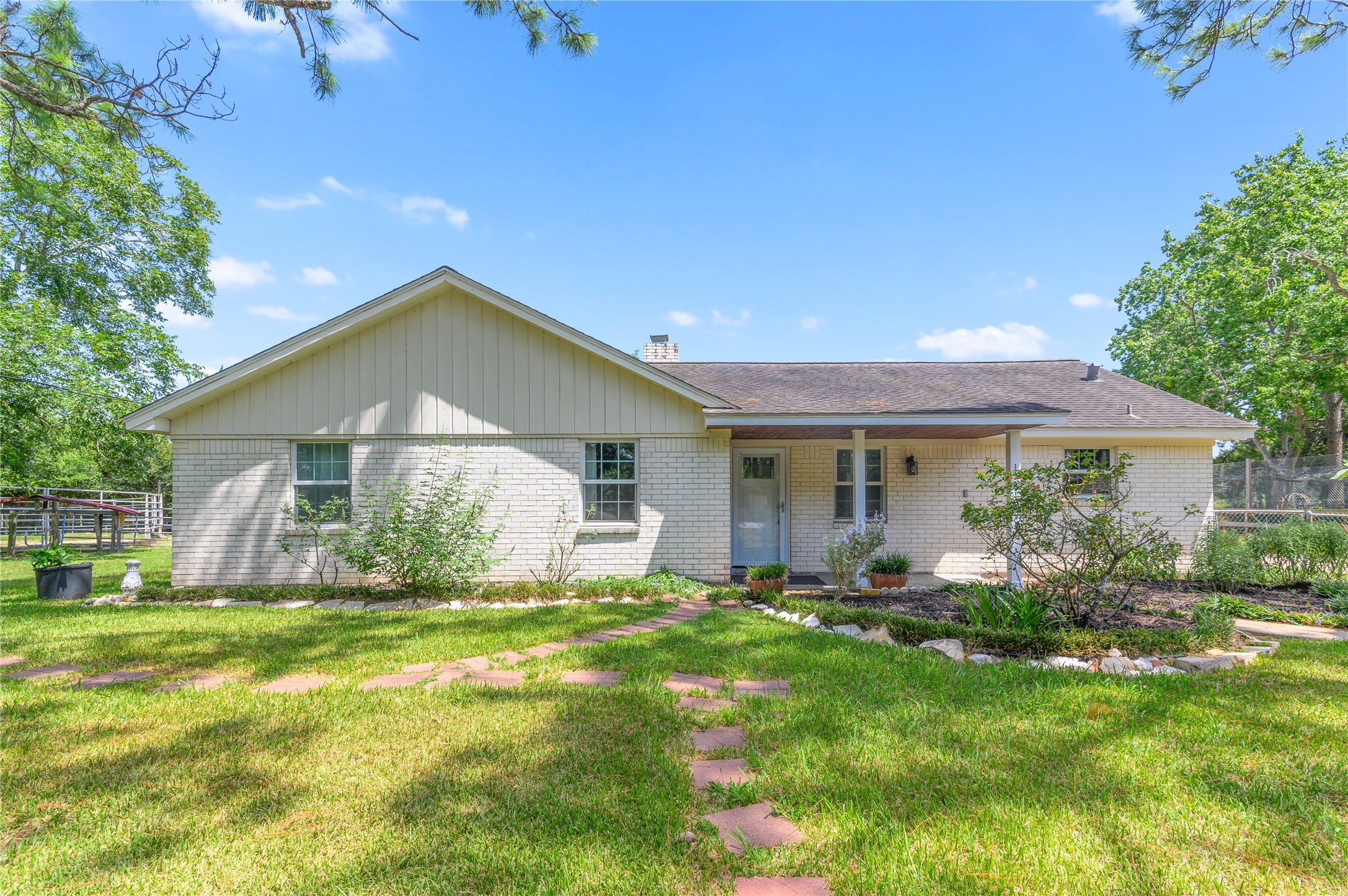 17018 County Road 127 Pearland TX 77581