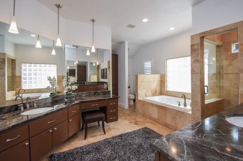 9410 Shady Lane Court Houston TX 77063