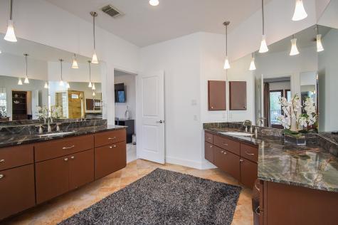 9410 Shady Lane Court Houston TX 77063