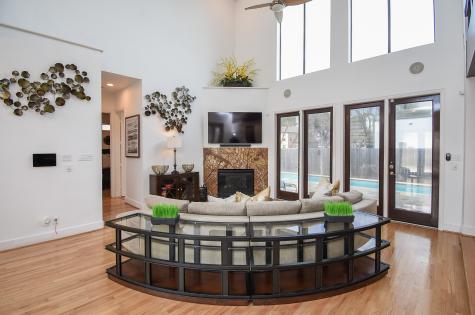 9410 Shady Lane Court Houston TX 77063