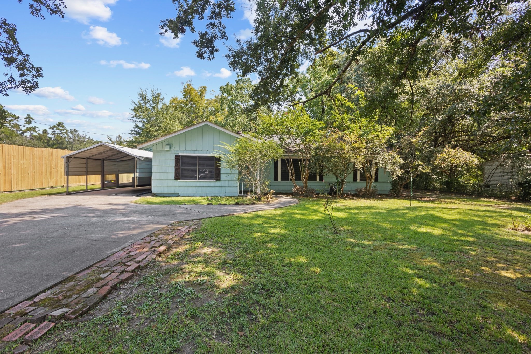 1540 N Pine Street Kountze TX 77625