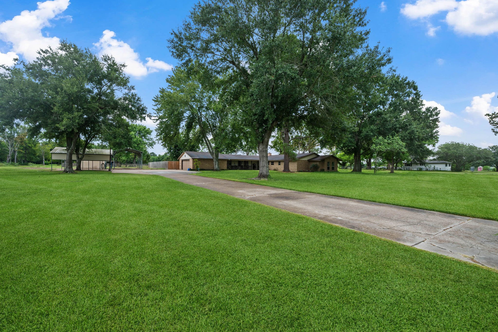 2126 County Road 661 Dayton TX 77535