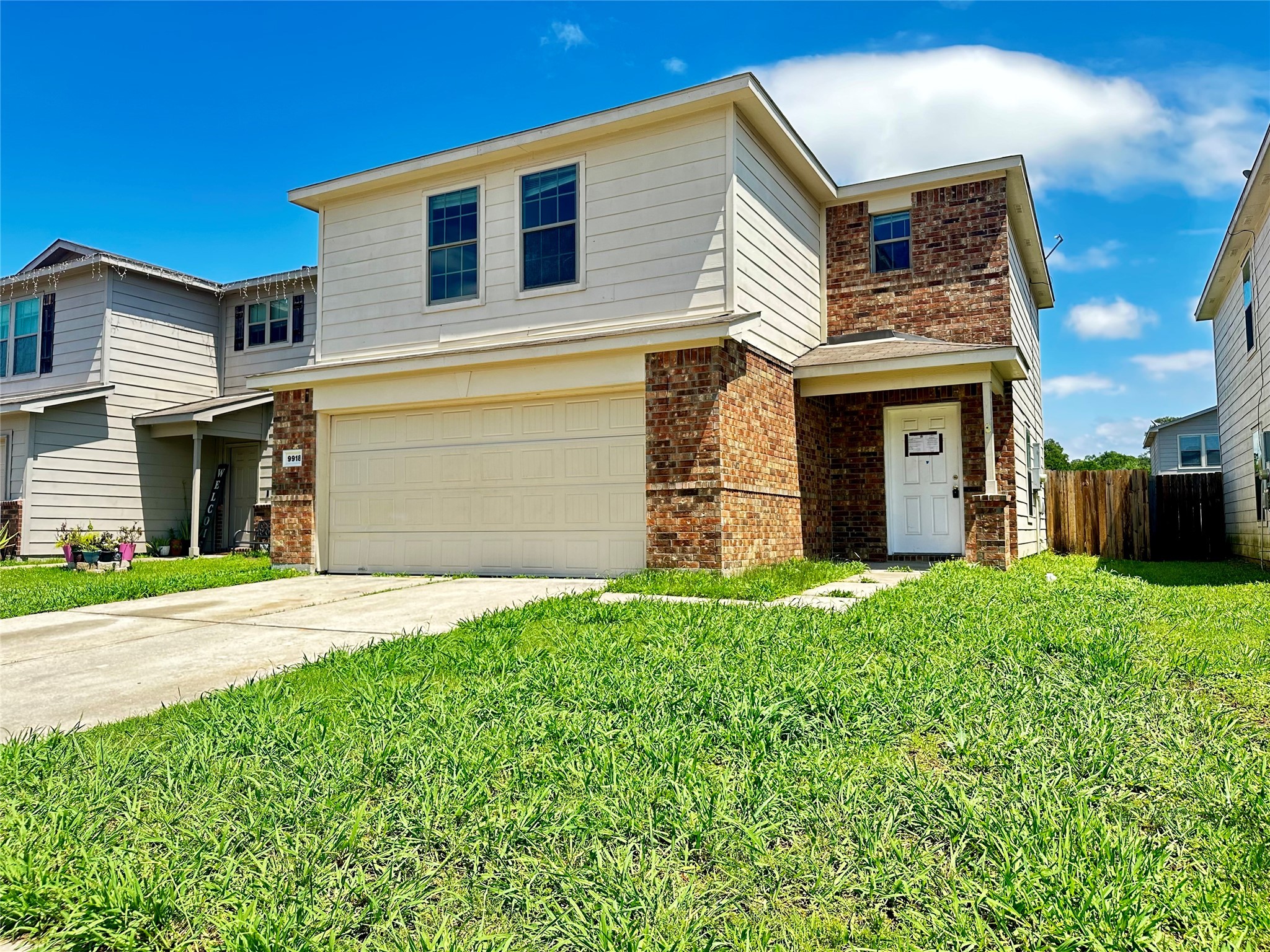 9918 Waldens Pond Court Houston TX 77044