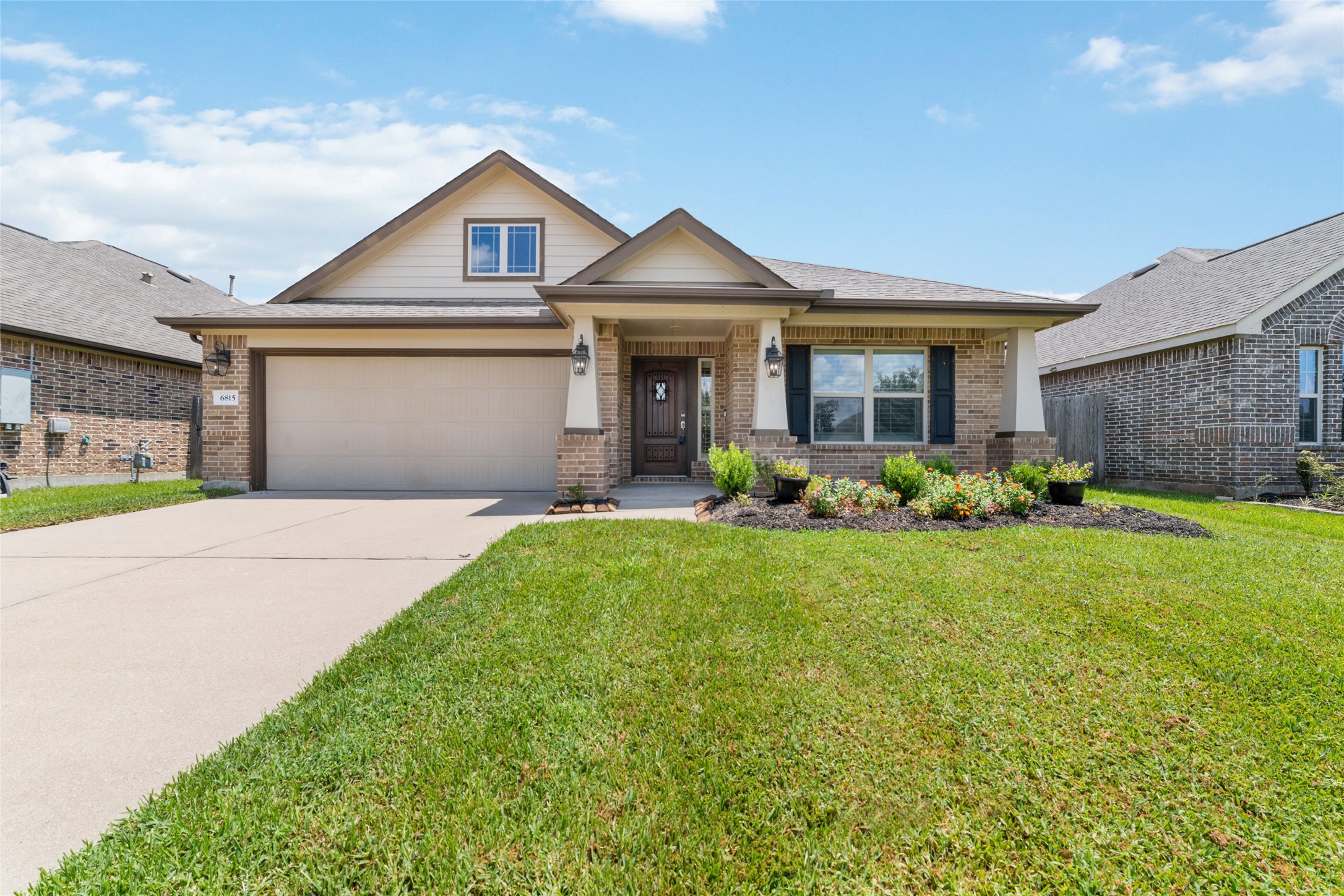 6815 Persea Ridge Lane Dickinson TX 77539