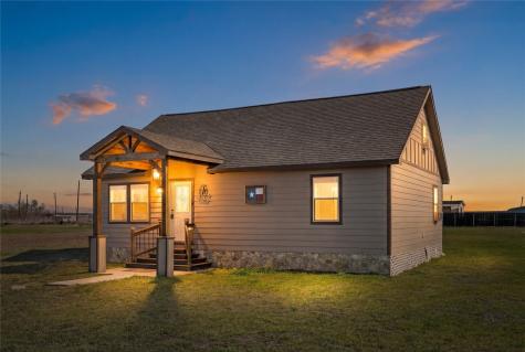 8921 Fresno Avenue Alvin TX 77511