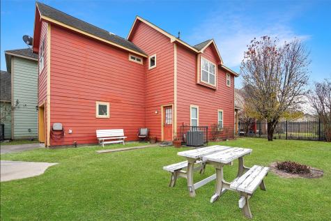 109 Delaney Street Houston TX 77009