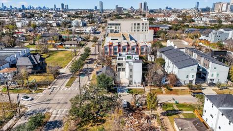 3106 Live Oak Street Houston TX 77004