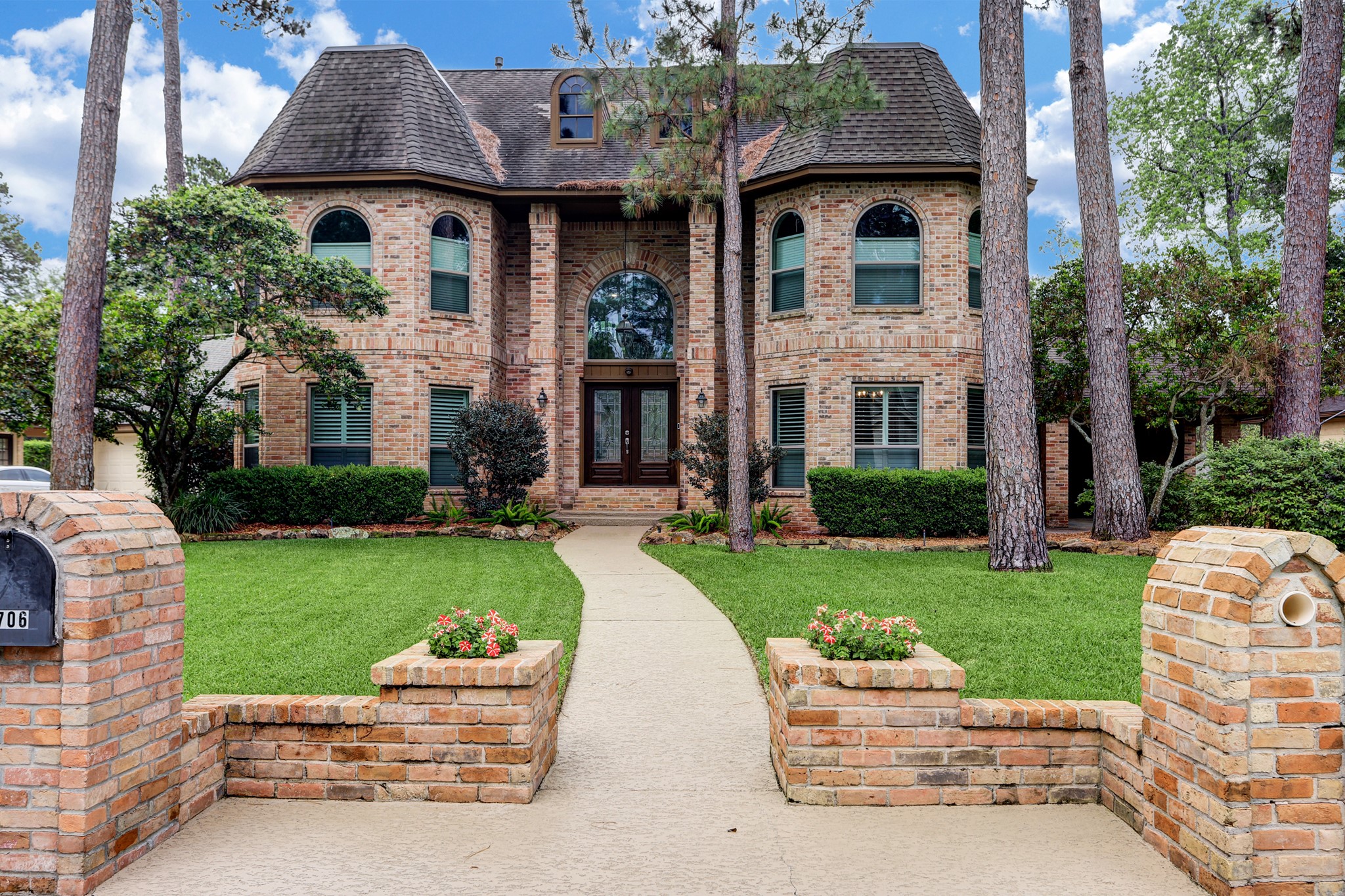 4706 Breezy Point Drive Kingwood TX 77345