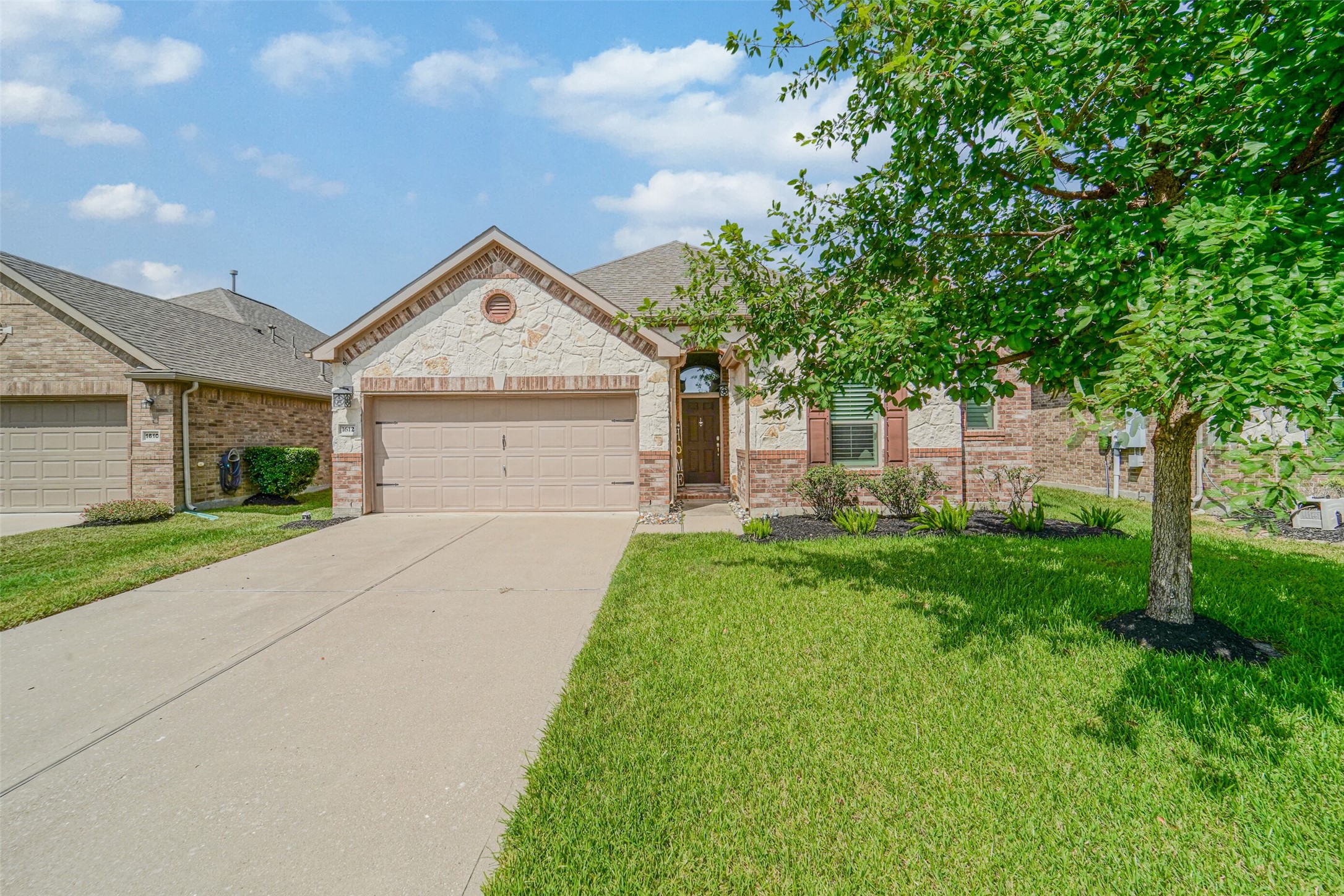 1612 Cintola Lane League City TX 77573