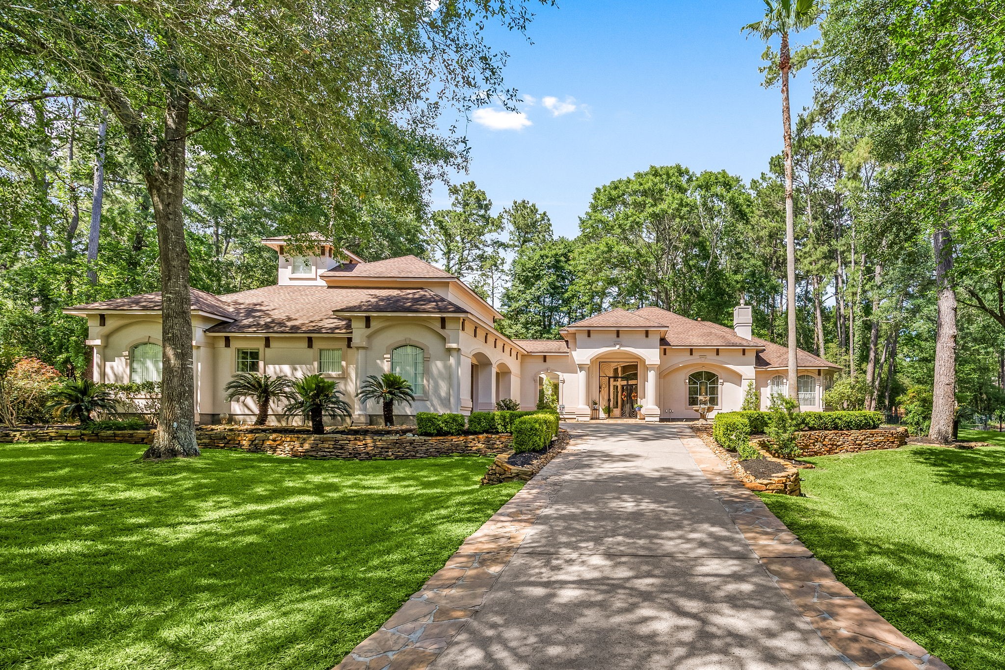 10355 Paradise Valley Conroe TX 77304