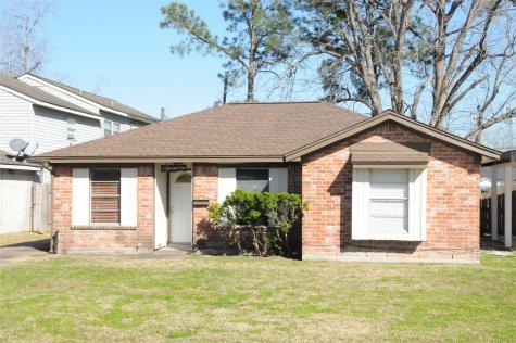 2123 N Austin Avenue Pearland TX 77581
