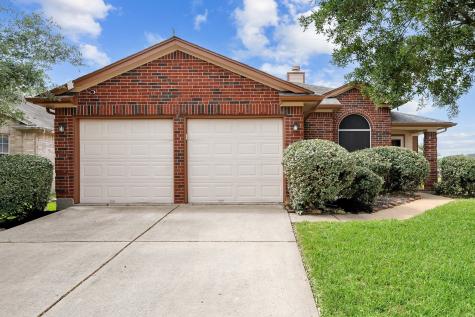 3902 Liberty Square Trail Fresno TX 77545