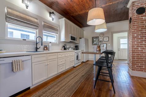 3825 Avenue N 1/2 Galveston TX 77550