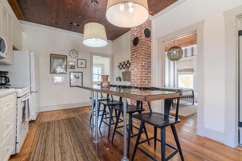 3825 Avenue N 1/2 Galveston TX 77550