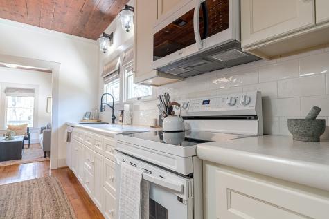 3825 Avenue N 1/2 Galveston TX 77550