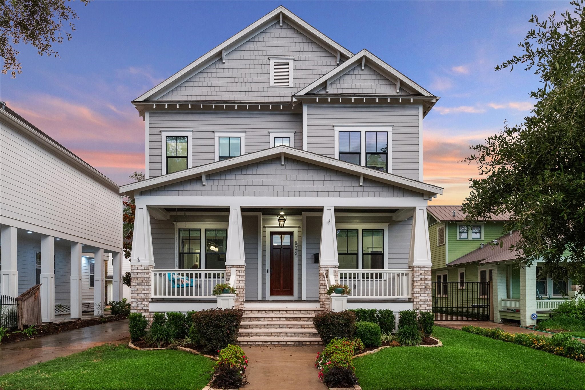 526 W 18th Street Houston TX 77008