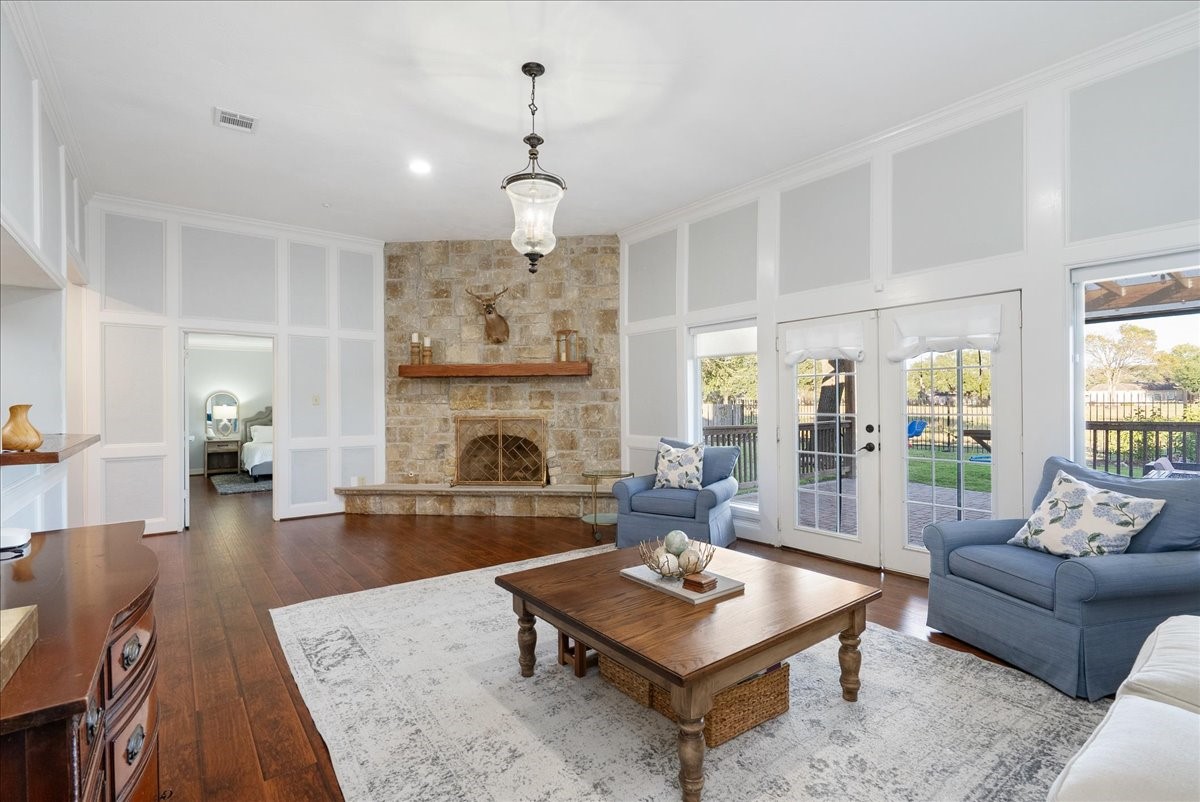 31 Wellington Drive Sugar Land TX 77478
