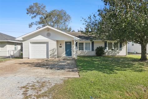 607 S 9th Street Nederland TX 77627