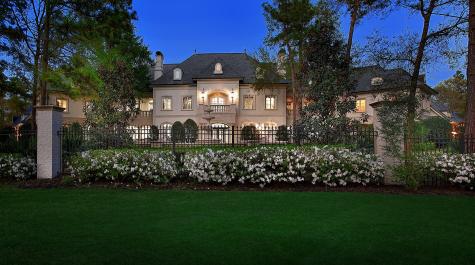 88 W Grand Regency Circle The Woodlands TX 77382