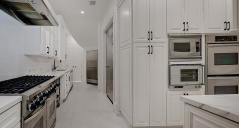 88 W Grand Regency Circle The Woodlands TX 77382