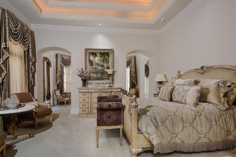 88 W Grand Regency Circle The Woodlands TX 77382