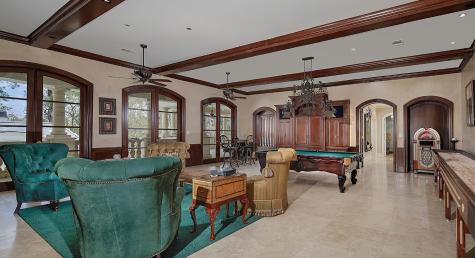 88 W Grand Regency Circle The Woodlands TX 77382
