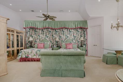 88 W Grand Regency Circle The Woodlands TX 77382