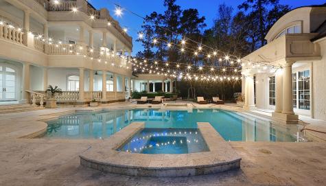 88 W Grand Regency Circle The Woodlands TX 77382