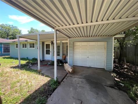 5026 Pershing Street Houston TX 77033