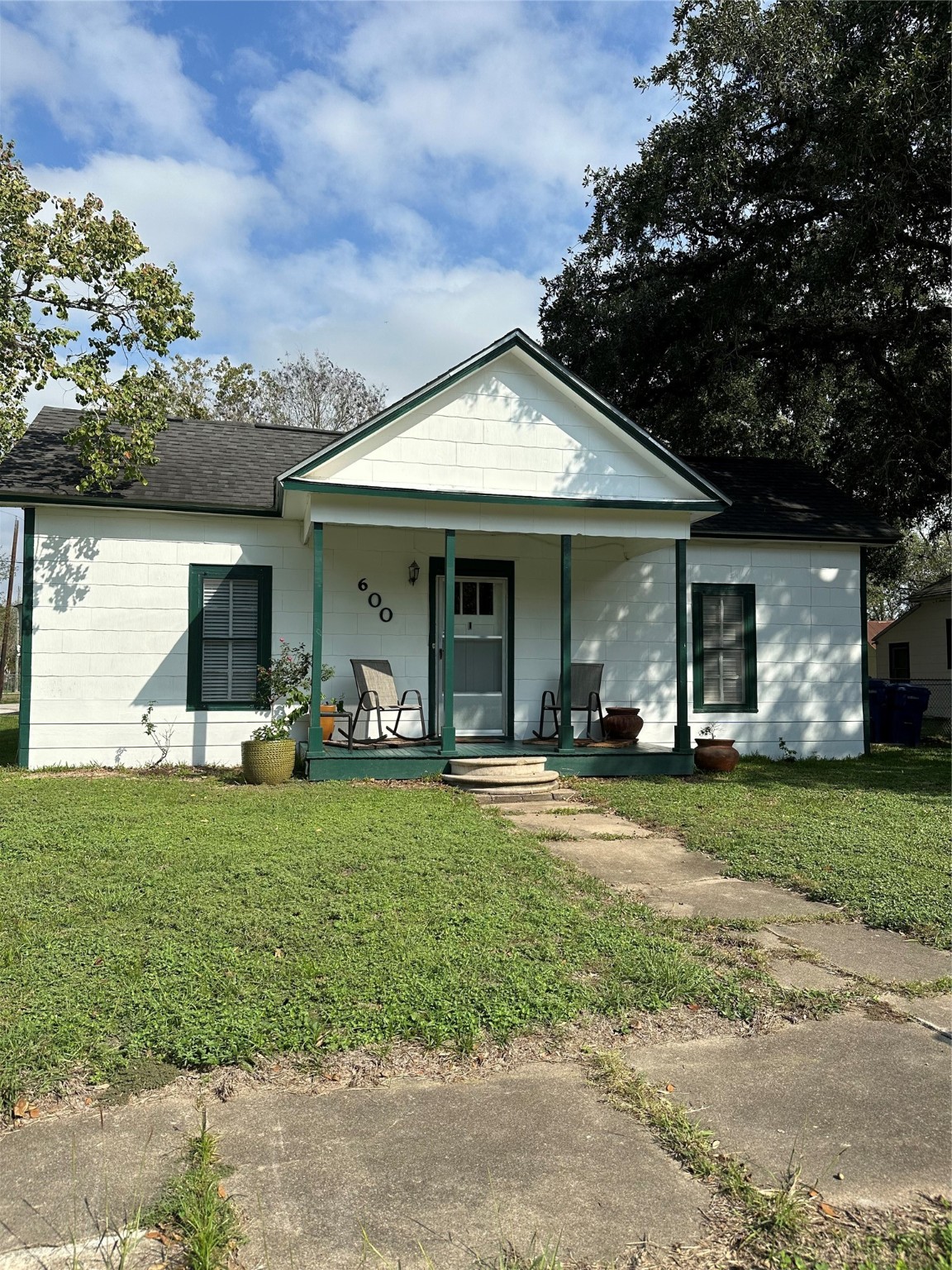 600 E Prairie Avenue Eagle Lake TX 77434