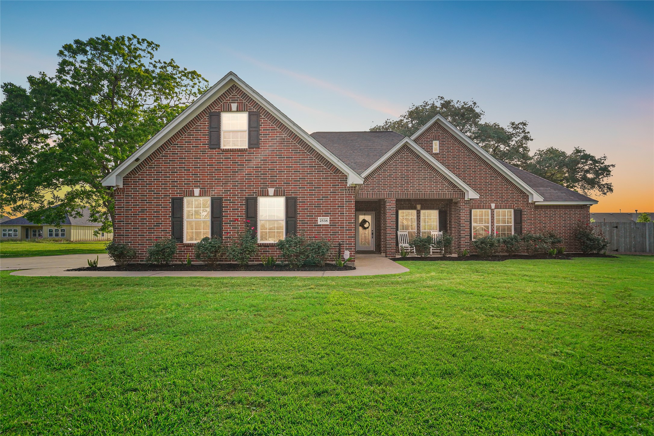 2538 Lakeside Drive West Columbia TX 77486