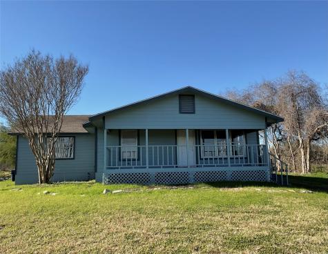 1791 Old Plum Highway La Grange TX 78945