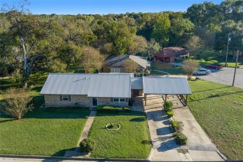 1310 Garrett Street Brenham TX 77833