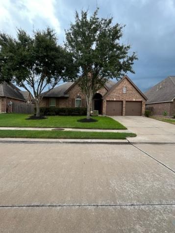 13706 Cutler Springs Court Pearland TX 77584
