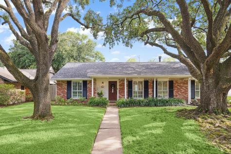 10627 Olympia Drive Houston TX 77042