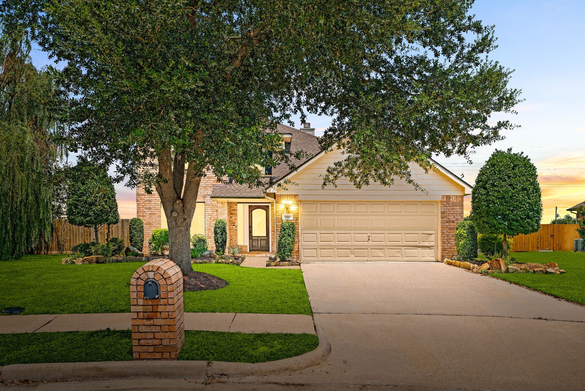 1918 N Everglades Drive Deer Park TX 77536